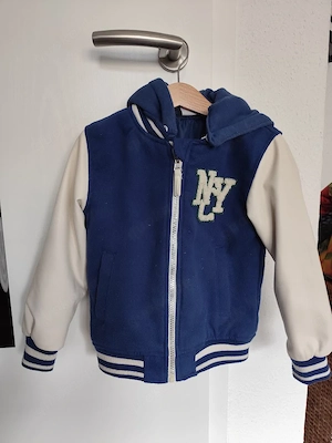 College Jacke Größe 116