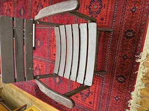 Holzgartenstühle mit Armlehne Klappbar 4 Stück und Tisch klapbar in Braun