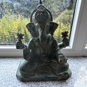 Ganesha Statue Figur grün | dekorative Religions-Skulptur