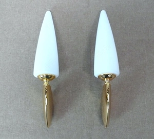2 Wandlampen Weiße Glastüten auf Messingsockel, Mid Century Modern Stil, elegant