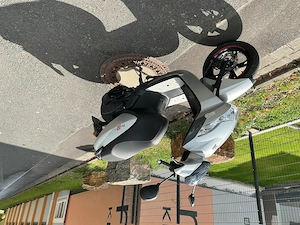 Peugeot Kisbee RS 50 nur 500 km neuwertig 2 T