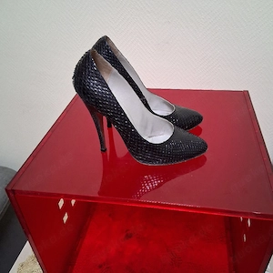 Lederschuhe zu verkaufen