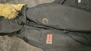 Verkaufe eine schöne Winterjacke von Geographical Norway in Dunkelblau, Größe M (Herren).