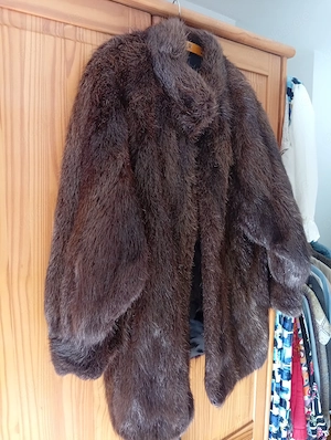 Schöne Damen Wintermantel zu verkaufen