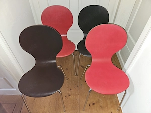 Klassiker! Schöner, stabiler Design Stapelstuhl Holz Küchenstuhl stapelbar á 30,-! TOP! 