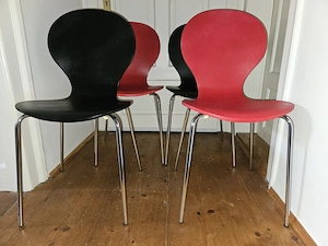 Klassiker! Schöner, stabiler Design Stapelstuhl Holz Küchenstuhl stapelbar á 30,-! TOP! 