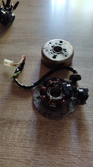 Lichtmaschine Polrad Aerox Minarelli liegend Roller Mofa 50ccm