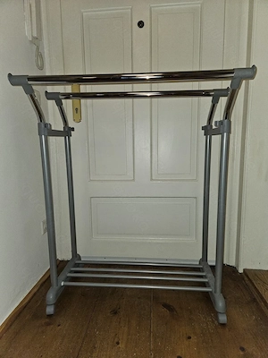 Neuwertig! Roll Etagen Kleiderständer Ständer Garderobe Chrom 4 Rollen TOP!
