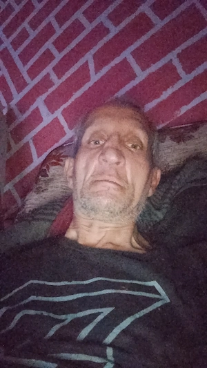 er sucht ihn in Dresden