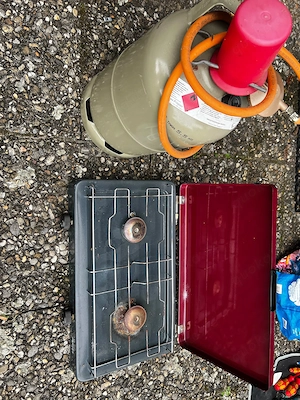 Camping-Herd plus Gasflasche inkl Anschluss
