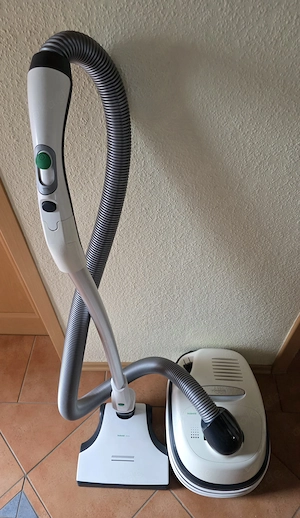 Vorwerk Kobold VT300 Bodenstaubsauger, mit allem Zubehör!