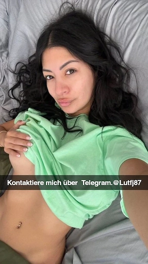 Ich stehe für ein Treffen zur Verfügung. 
