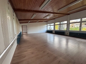 130 m  Loft-Büro   Praxis in Böblingen-Ost | Provisionsfrei von Privat