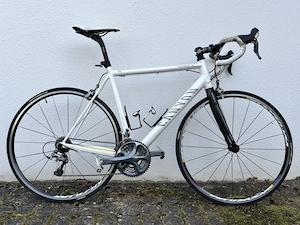 Rennrad CANYON Ultimate AL F8