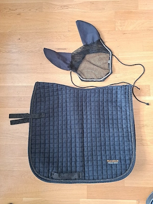 Keramik-Schabracke schwarz mit Fliegenhaube WB