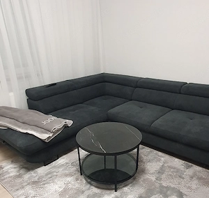 Modernes Ecksofa in Dunkelgrau