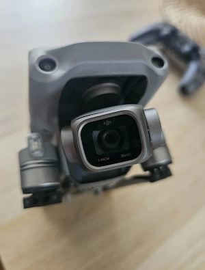 Zu verkaufen: DJI Air 2S Drohne n neuwertigem Zustand; kaum benutzt   nur wenige Male im Urlaub. 