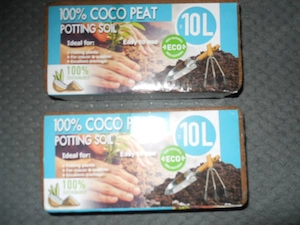 2x Kokoserde, Blumenerde gepresst  