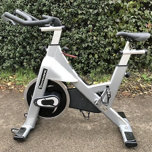 Spinning Bike TOMAHAWK S Serie  Heimtrainer 