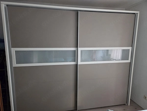 Schlafzimmer Schrank