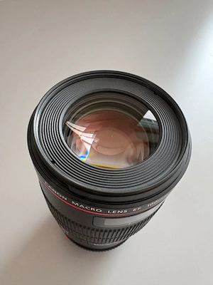Canon EF 100mm f 2.8L Macro IS USM
