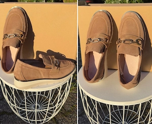 Wildleder Loafer   Slipper mit Kette Gr. 40   Beige   Taupe