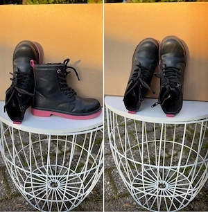 Mädchen Stiefel   Boots Schwarz mit Rosa Sohle Gr. 26