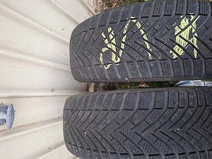 2x Winterreifen 205 55 R16