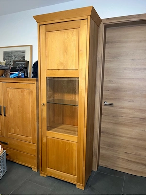 Vitrine Erle und Glas