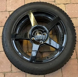 Winter-Alu-Kompletträder Peugeot 208 und ähnlich, ca. 5TKM Laufleistung 