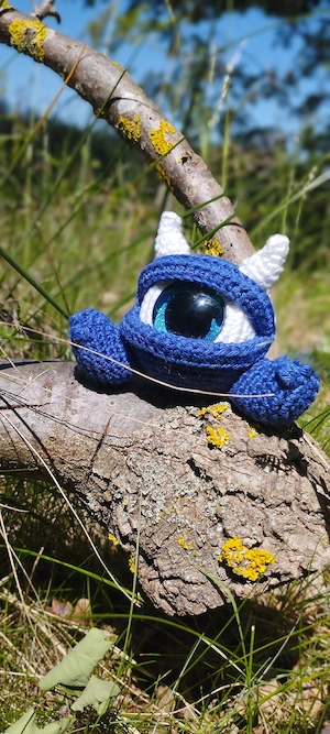 Einäugiges Monster Halloween Amigurumi 