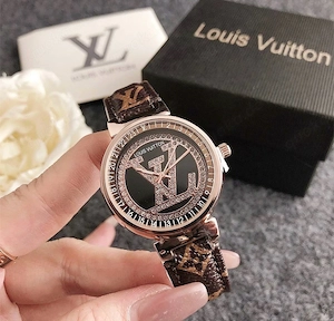 Designer Uhr