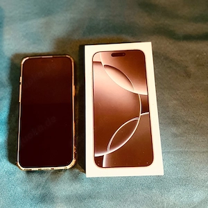 iPhone 16 Pro Max 