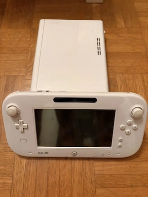 Nintendo Wii U Konsole weiß mit Gamepad und SD-Karte