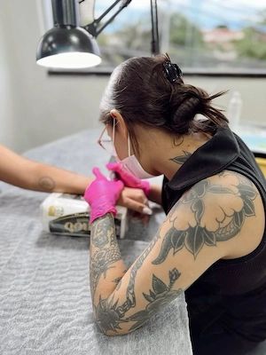 Förderung von Tattoo-Künstlern 