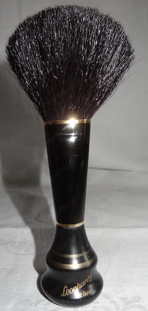 D LEONHARDY de luxe Puderpinsel Rougepinsel Kosmetikpinsel schwarz 14,5   5 Standpinsel wenig benu