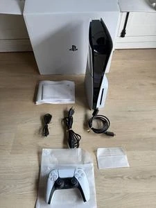 Sony PS5 slim 1TB mit Zubehör und OVP