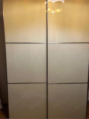 Schiebetüren Schrank zu verschenken