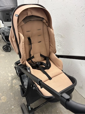 schöner guter Kinderwagen zu verkaufen