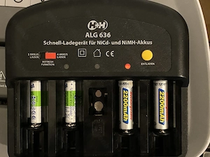 H&H - Hartig + Helling ALG 636 Akku-Ladegerät NiMH NiCd
