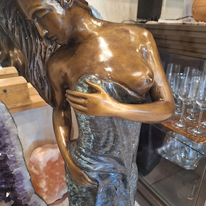 frauenbronze 90cm