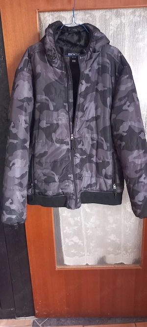 Schöne Damen oder Herren Herbstjacke