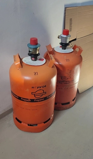 2x Repsol Gasflasche 11 kg Spanien Propan inkl. Adapter Wohnmobil Camping