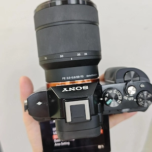 Sony Alpha 7 II Vollformatkamera + FE 28-70mm OSS   Sehr guter Zustand