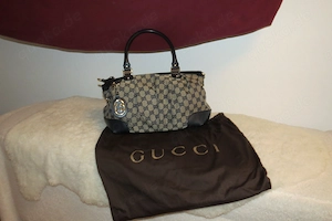 Gucci 2Way Sukey GG Monogram Tasche mit Royal Blauen Leder Appl.