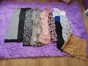 Damenkleidung - Kleider, Jumpsuits und Rock vers. Größen 