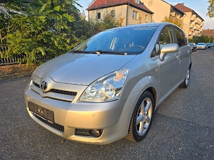 Toyota Corolla Verso 1,6 Benzin 7sitzer,