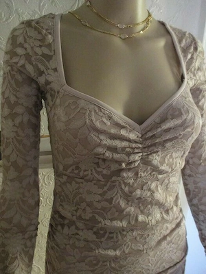 NEU Cocktail Ausgeht Abend Anlass Lace Spitze Bodycon Mini Kleid Moda International 36-38 S creme