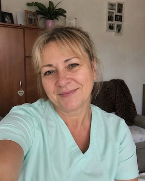 Erfahrene 24-Stunden Pflegekraft sucht Stelle im Privathaushalt, Seniorenbetreuung daheim