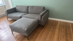 Sofa, 3-4 Sitzer mit Hocker 